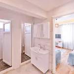 Apartment Ayshe *